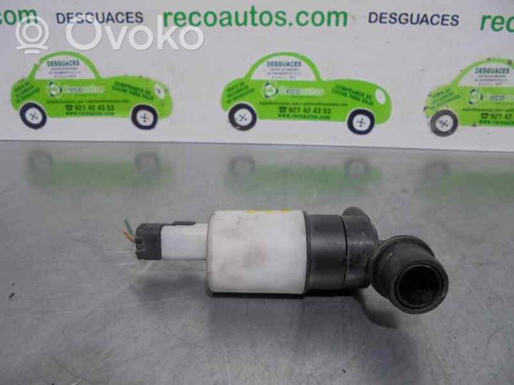 Fiat Doblo Pompe de lave-glace de pare-brise 