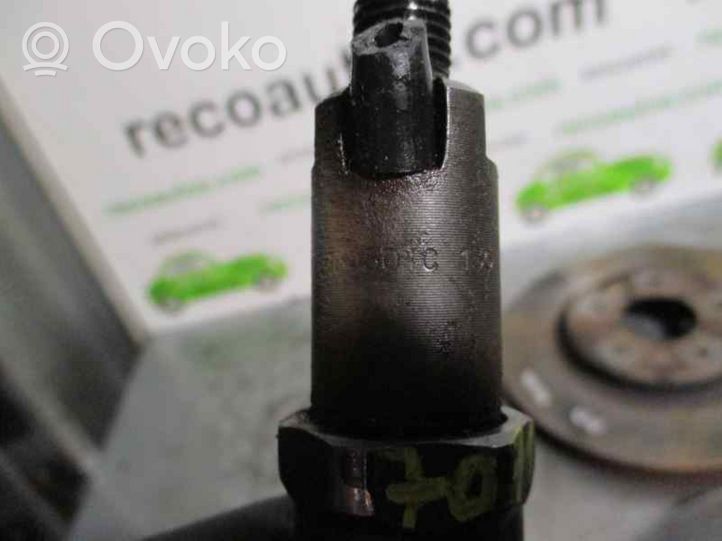 Opel Kadett E Fuel injector 