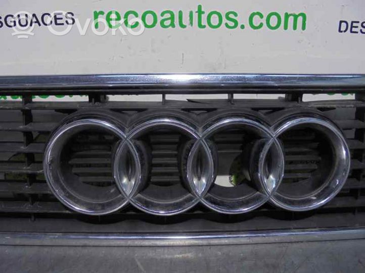 Audi 80 B1 Atrapa chłodnicy / Grill 