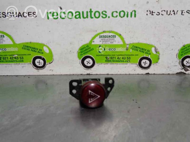 Mitsubishi Colt Autres commutateurs / boutons / leviers 