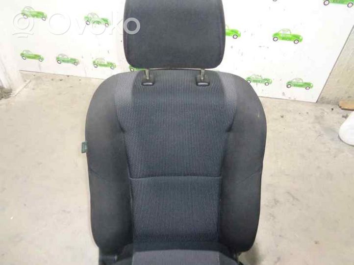 Mazda 3 Fotel przedni pasażera 
