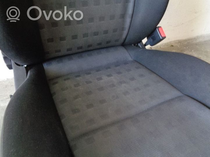 Volkswagen PASSAT B5.5 Front passenger seat 