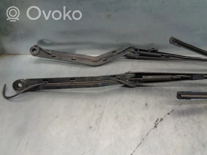 Chevrolet Trans Sport Front wiper blade arm 