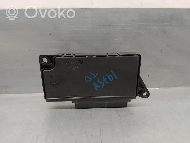 Cadillac SRX Door central lock control unit/module 15251257