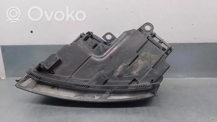 Audi A8 S8 D3 4E Lampa przednia 4E0941030BP