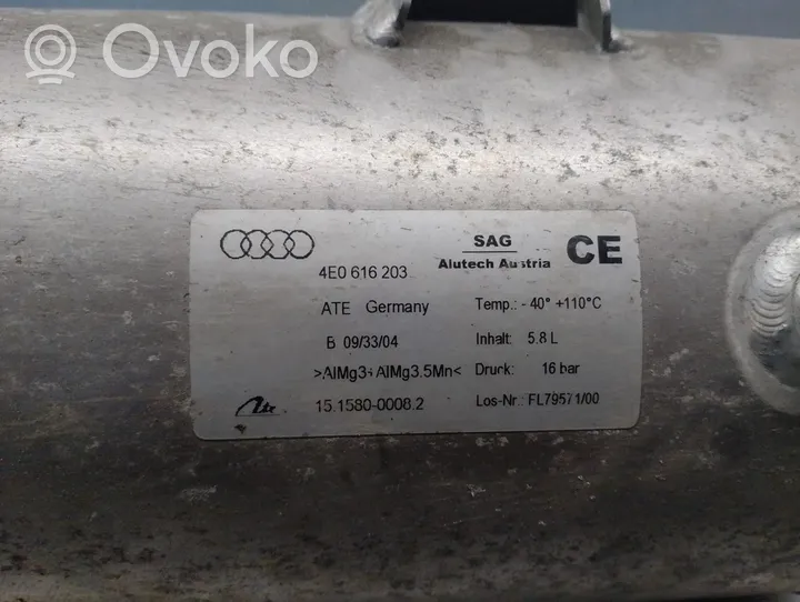 Audi A8 S8 D3 4E Accumulateur de pression de réservoir suspension pneumatique 4E0616203