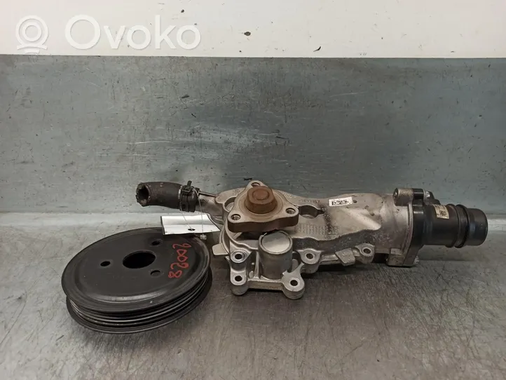 Opel Corsa E Water pump 25193407