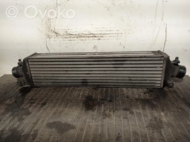 Alfa Romeo Giulietta Chłodnica powietrza doładowującego / Intercooler 50514486