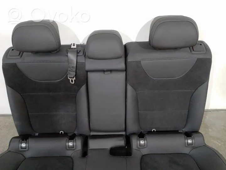 Hyundai i30 Kanapa tylna / Fotel drugiego rzędu 89100S0700