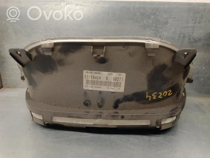 Fiat Grande Punto Nopeusmittari (mittaristo) 51716454