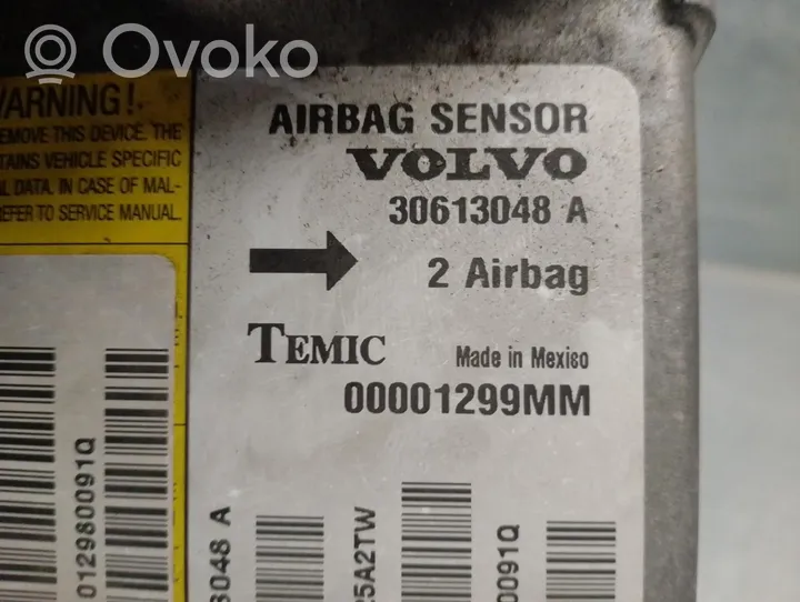 Volvo S40, V40 Sterownik / Moduł Airbag 30613048A