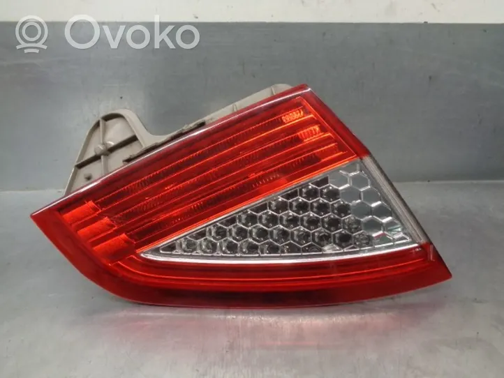 Ford Mondeo MK IV Lampa tylna 7S7113A603A