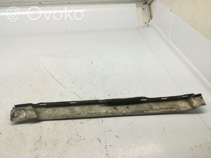 Audi A6 S6 C4 4A Modanatura separatore del paraurti anteriore 