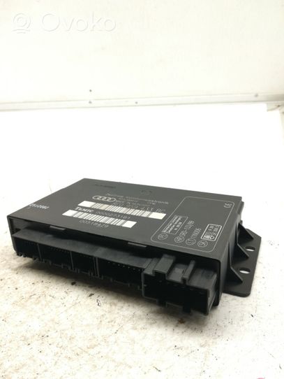 Audi A4 S4 B6 8E 8H Module confort 00518479