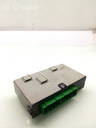 Volvo S70  V70  V70 XC Boîtier module alarme 