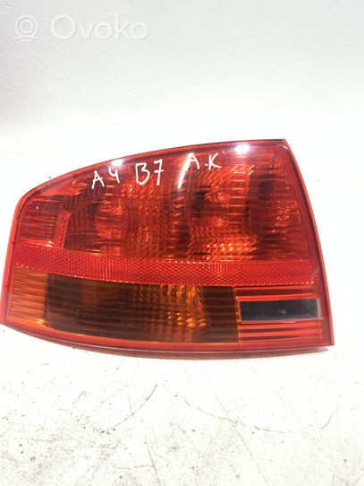 Audi A4 S4 B7 8E 8H Luz trasera/de freno 