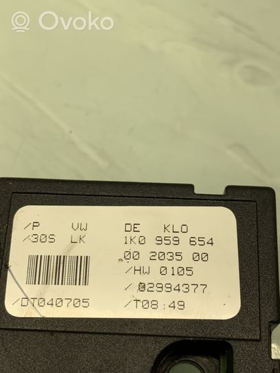 Audi A3 S3 8L Lenkwinkelsensor 