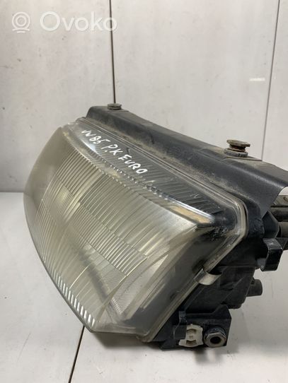 Volkswagen PASSAT B5 Lampa przednia 