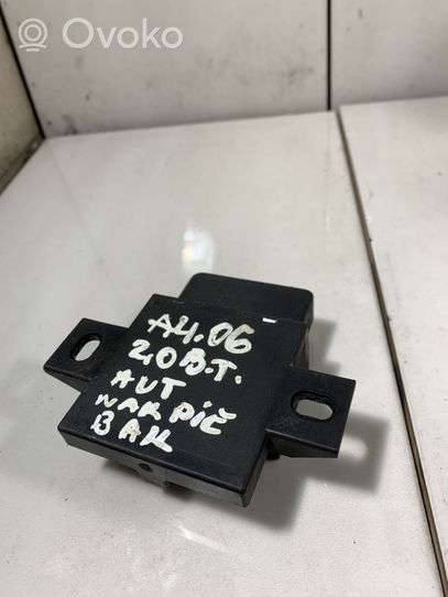 Audi A4 S4 B7 8E 8H Centralina/modulo pompa dell’impianto di iniezione 