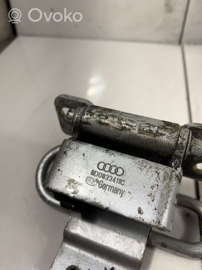 Audi A4 S4 B5 8D Cerniera superiore della portiera posteriore 