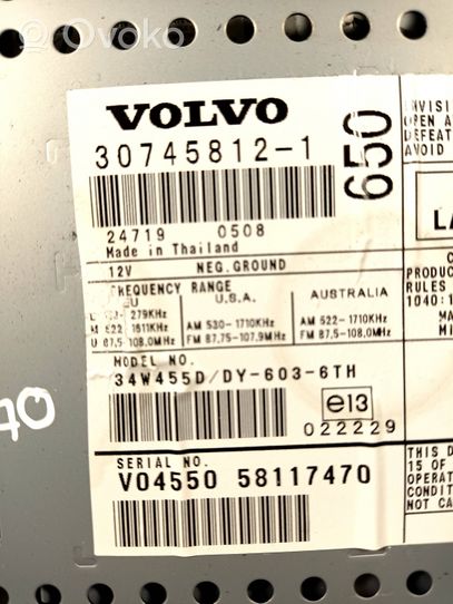Volvo V70 Radio/CD/DVD/GPS-pääyksikkö 307458121