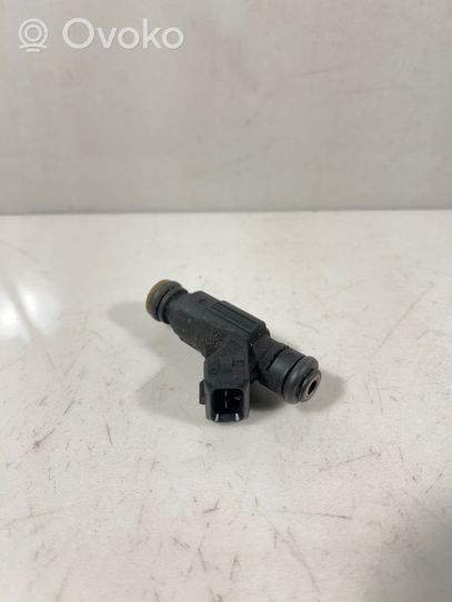 Audi TT Mk1 Fuel injector 06A906031BA