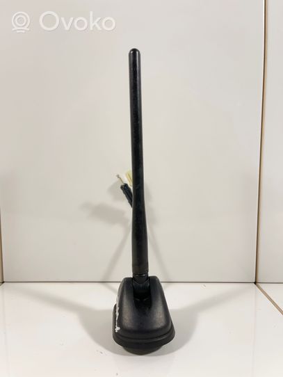 Mitsubishi Outlander Antena (GPS antena) 