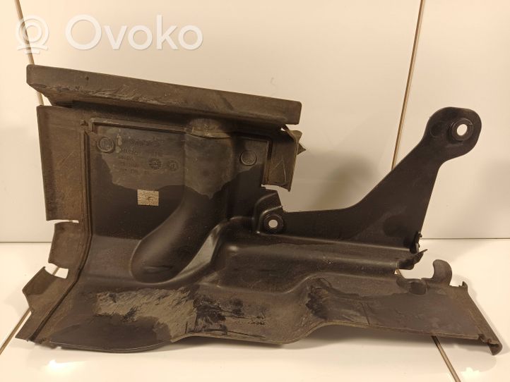 Volvo XC70 Déflecteur d'air de radiateur de refroidissement 30763221