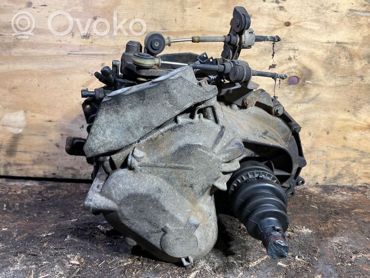 Opel Vectra C Mechaninė 6 pavarų dėžė 55350375