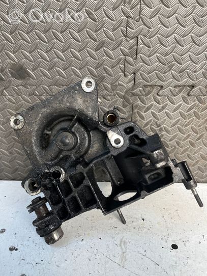 Audi A6 Allroad C5 Support de pompe de direction assistée 059145169