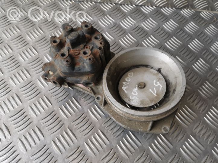 Audi 100 200 5000 C3 Distributeur de carburant 0438120185