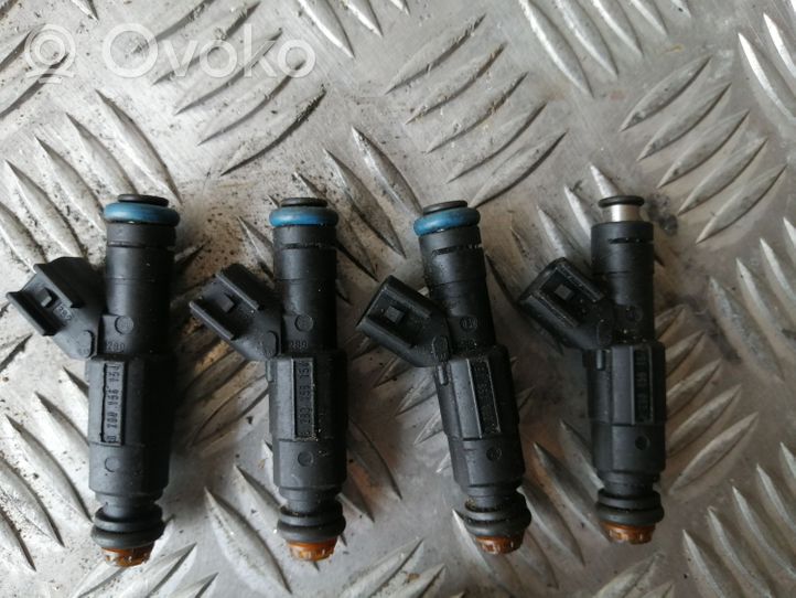 Ford C-MAX I Fuel injectors set 0280156154