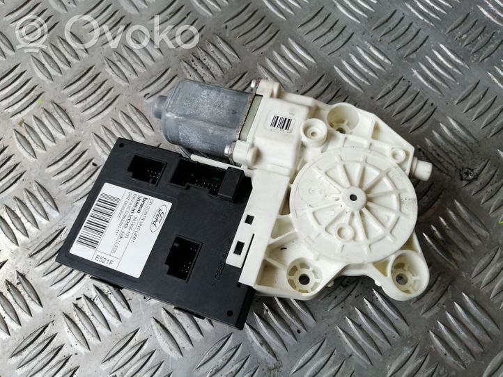 Ford Focus Priekinis varikliukas langų pakėlėjo 0130822215