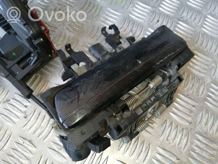 Audi A8 S8 D3 4E Serrure de porte avant 4E1837015