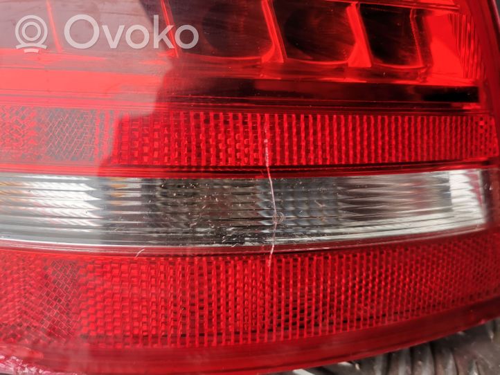 Audi A4 S4 B8 8K Galinių žibintų komplektas 8K9945096B