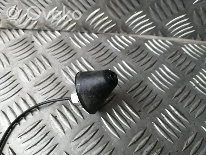 Opel Corsa D Antena de radio 55702113