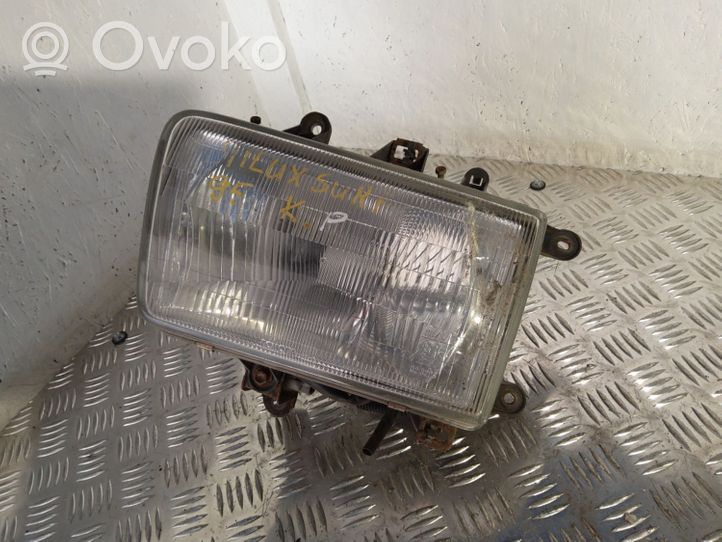 Toyota Hilux (N80, N90, N100, N110) Headlight/headlamp 