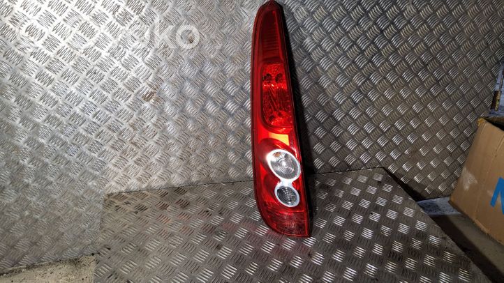 Ford Fiesta Lampy tylne / Komplet 6S6113405A