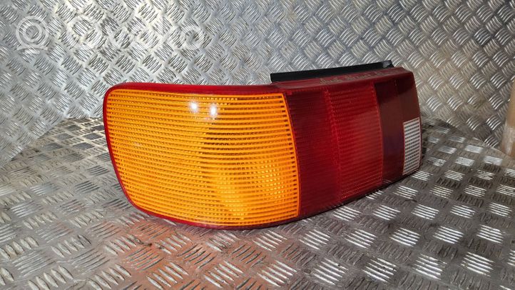 Audi 80 90 B3 Luci posteriori 895945095