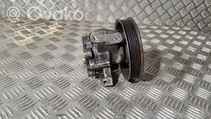 Mercedes-Benz Vito Viano W638 Pompe de direction assistée A6042360010