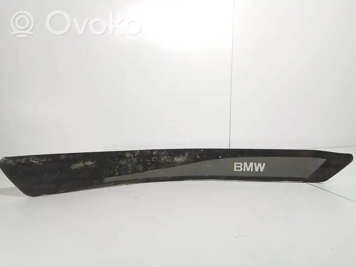 BMW 5 E60 E61 Listwa progowa tylna 7034306