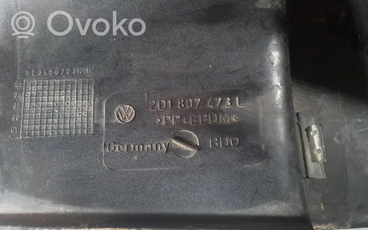 Volkswagen II LT Narożnik zderzaka tylnego 2D1807473L