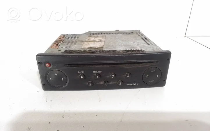 Renault Laguna II Radio/CD/DVD/GPS-pääyksikkö 8200002607