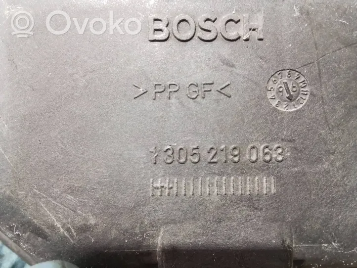 Audi A4 S4 B5 8D Osłona żarówki lampy przedniej 1305219063