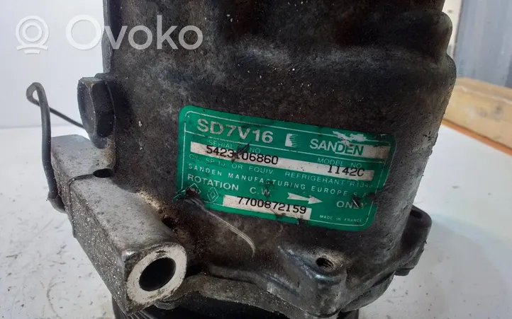 Renault Megane I Air conditioning (A/C) compressor (pump) 7700872159