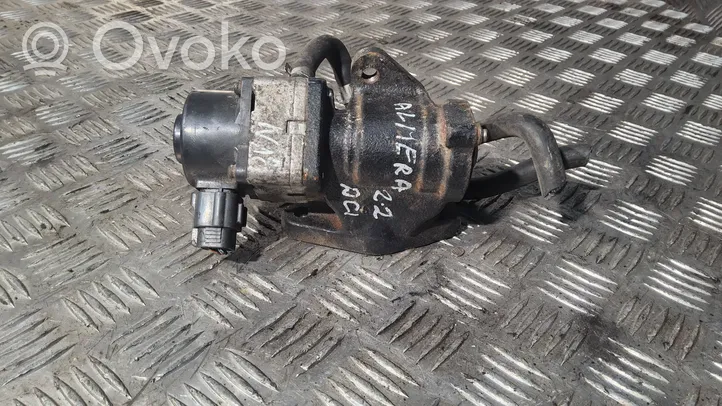 Nissan Almera N16 Soupape vanne EGR 