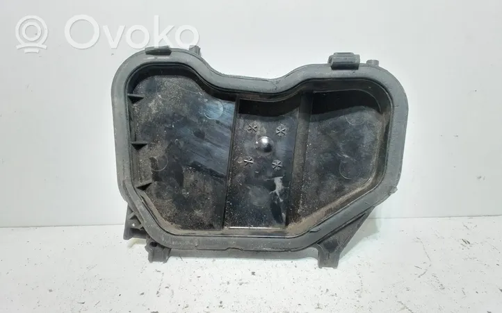 Skoda Fabia Mk1 (6Y) Osłona żarówki lampy przedniej 24636700