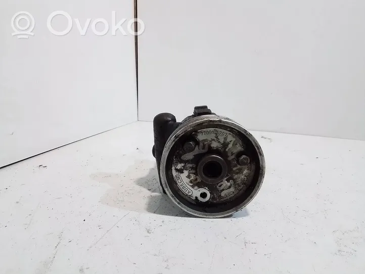 Renault Scenic I Power steering pump 7700105707