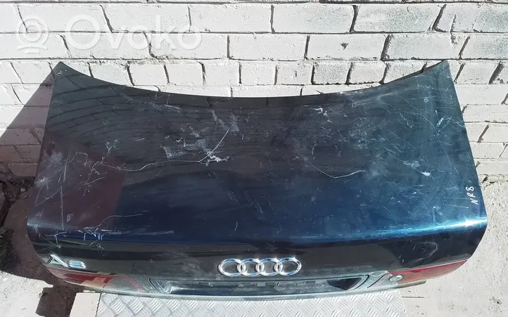 Audi A8 S8 D2 4D Tylna klapa bagażnika 