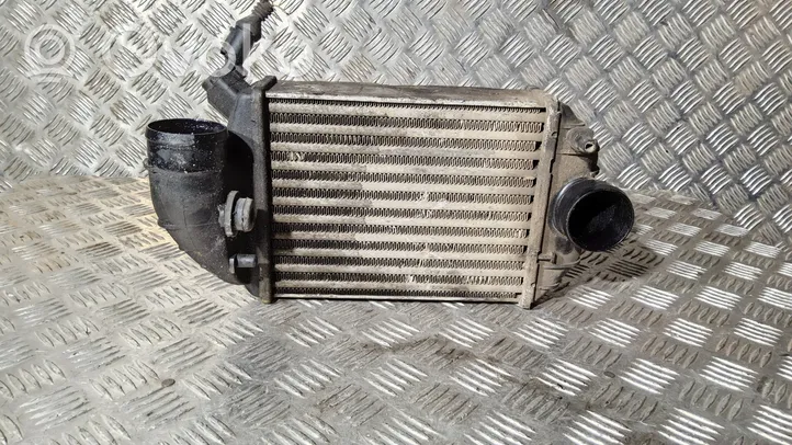 Audi A4 S4 B5 8D Chłodnica powietrza doładowującego / Intercooler 059145805